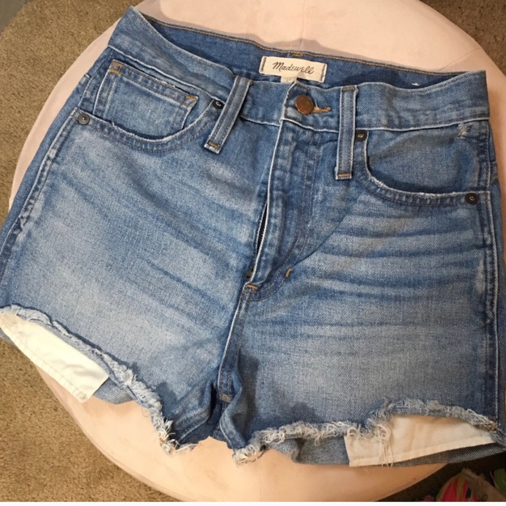 Final SALE! Madewell high waisted denim shorts - Picture 1 of 3